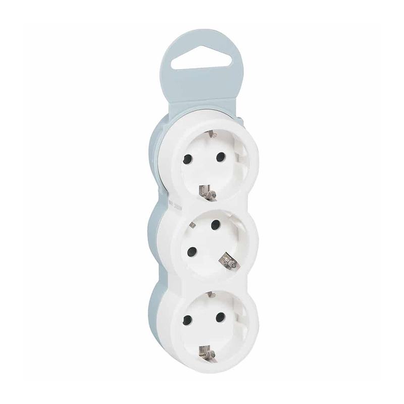 LEGRAND - Ficha Tripla 2P+T Frontal