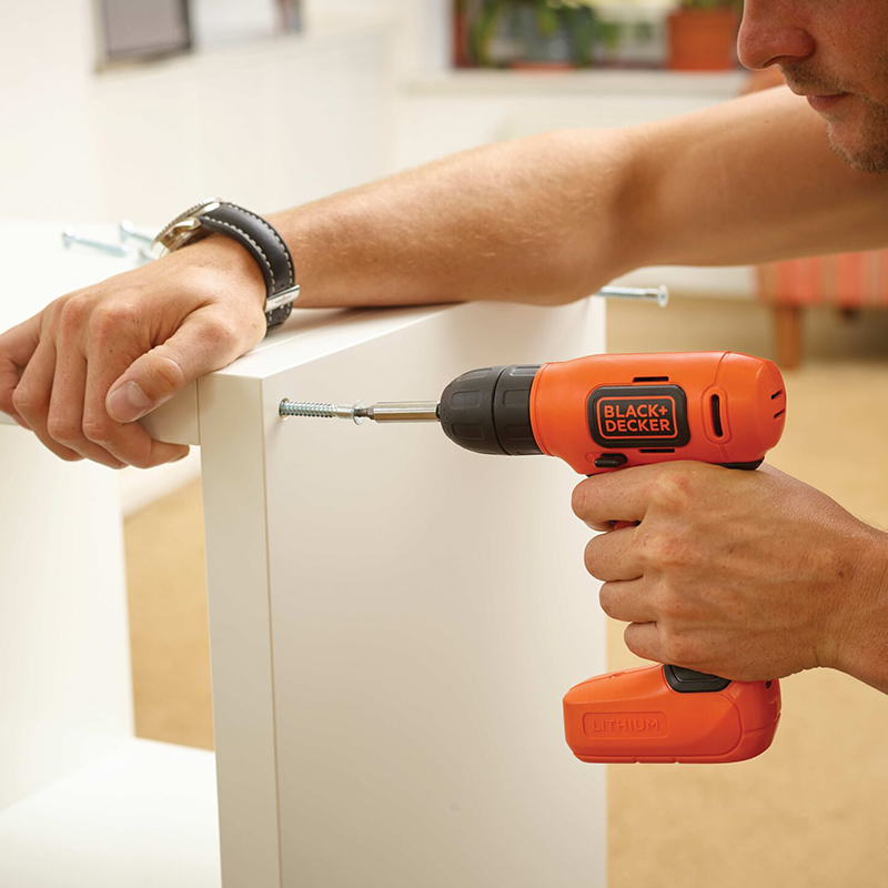 BLACK DECKER - Aparafusadora 7.2V 1.5Ah