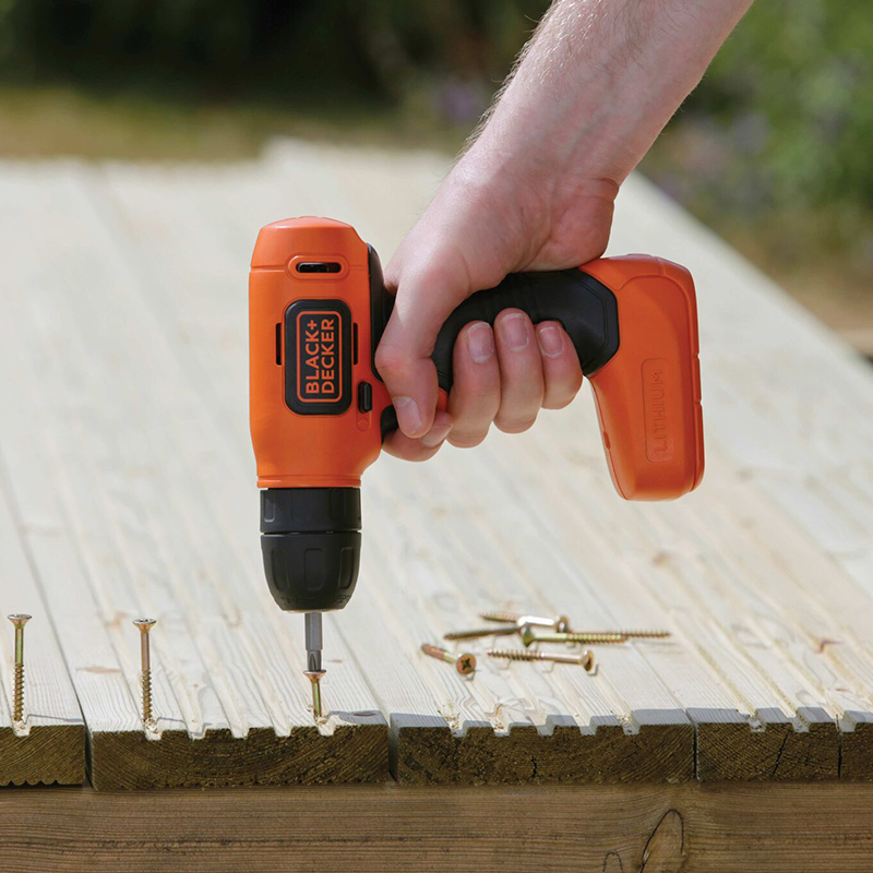 BLACK DECKER - Aparafusadora 7.2V 1.5Ah