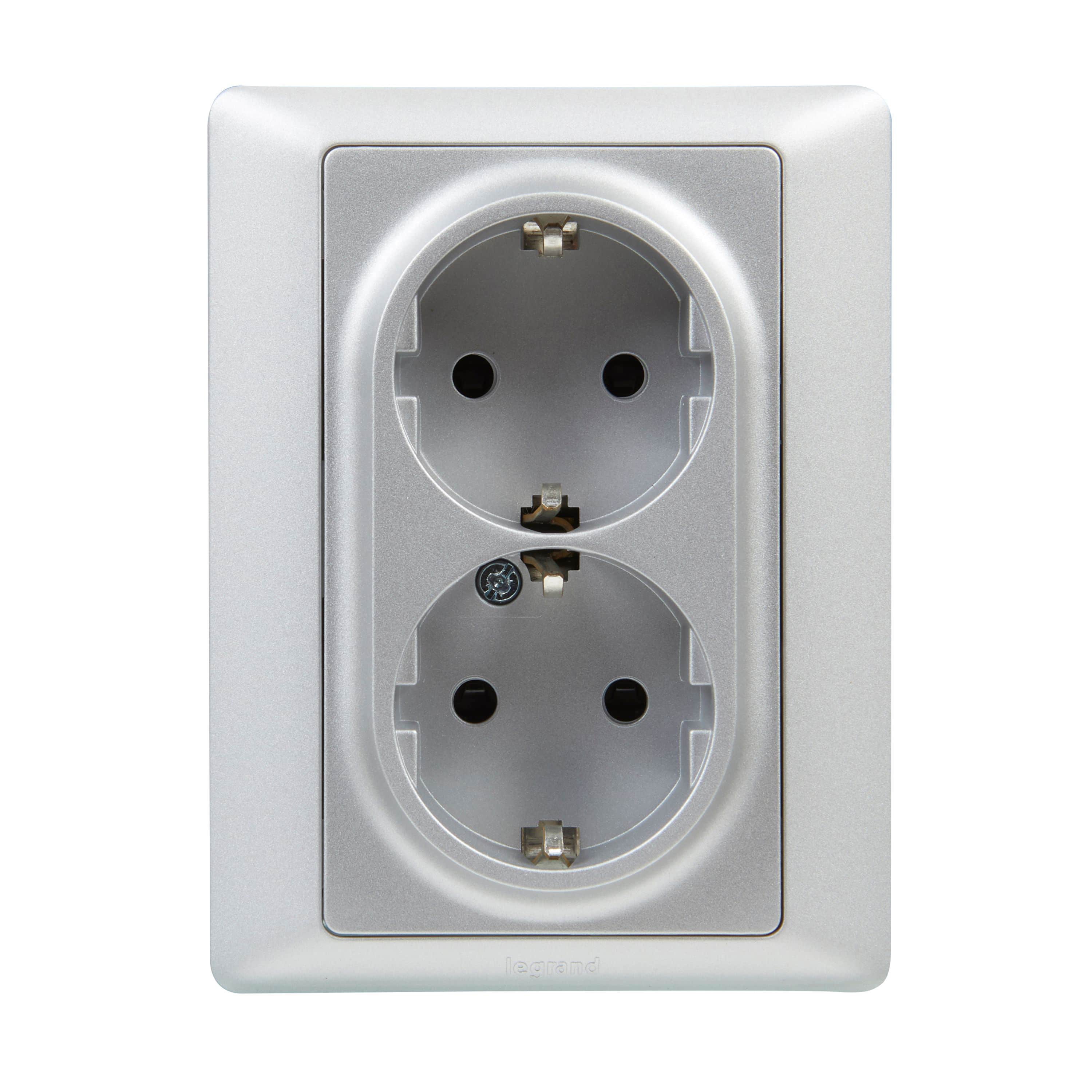 LEGRAND - Tomada Dupla 2P+T Valena Life