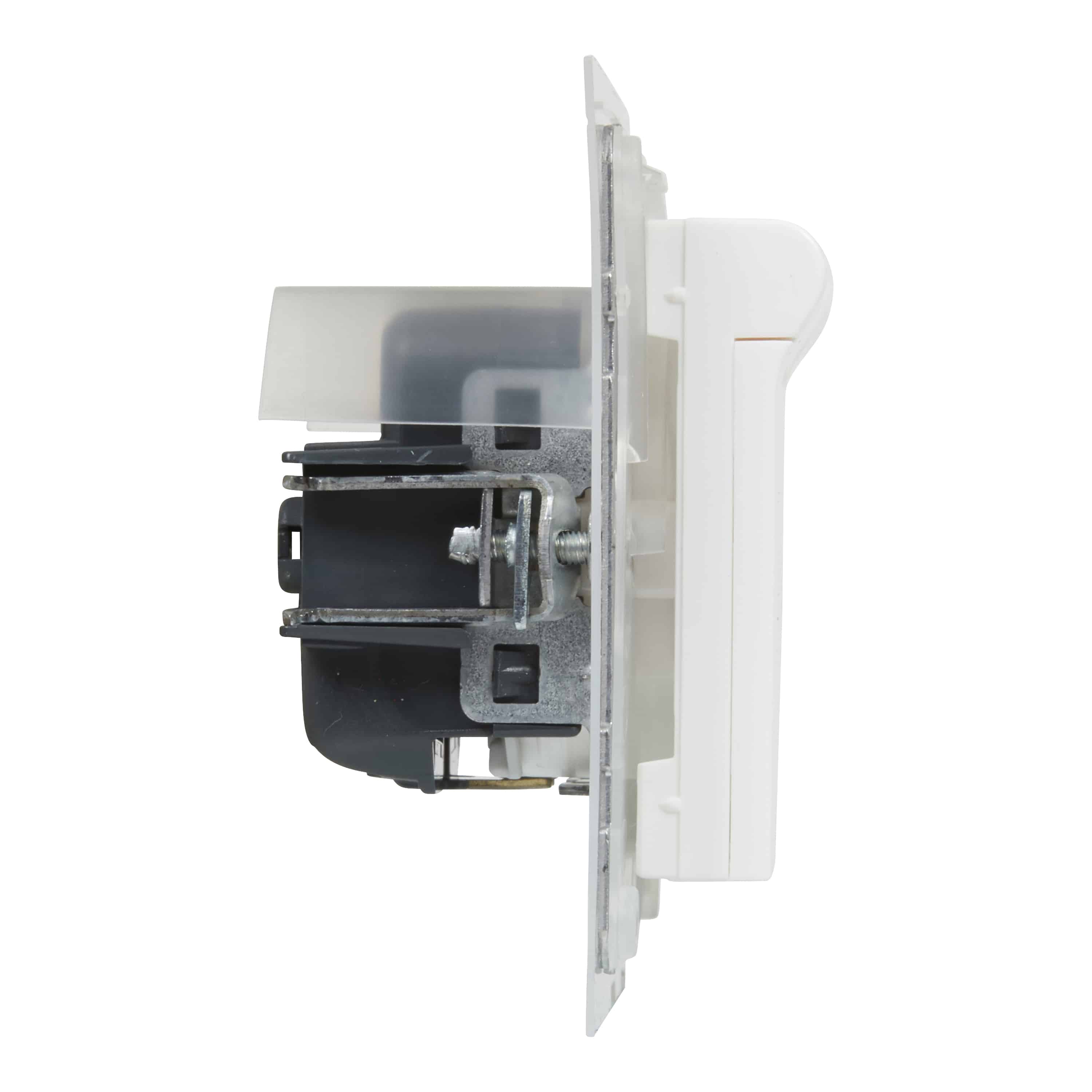 LEGRAND - New Suno 2P+T Schuko Ip44 Branco