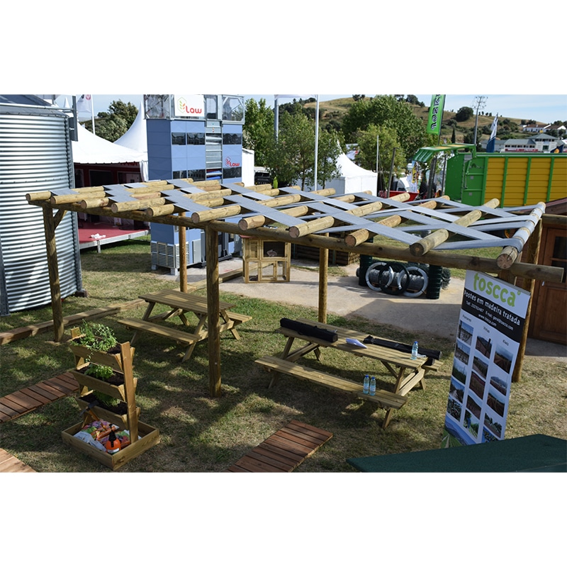 TOSCCA - Pérgola Postes Redondos 650x300CM