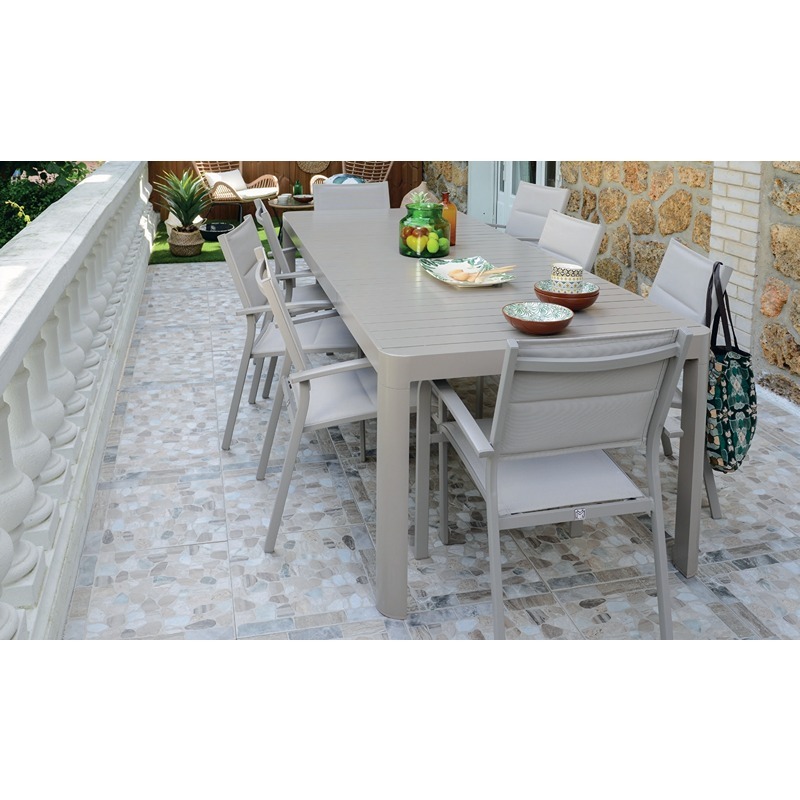 CONJUNTO MESA EXTENSÍVEL + 8 CADEIRAS